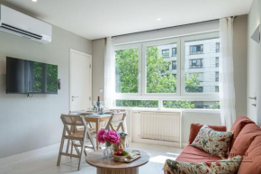 De Montescal - Hot Tub and AC Cosy apartment a prime location 40m2